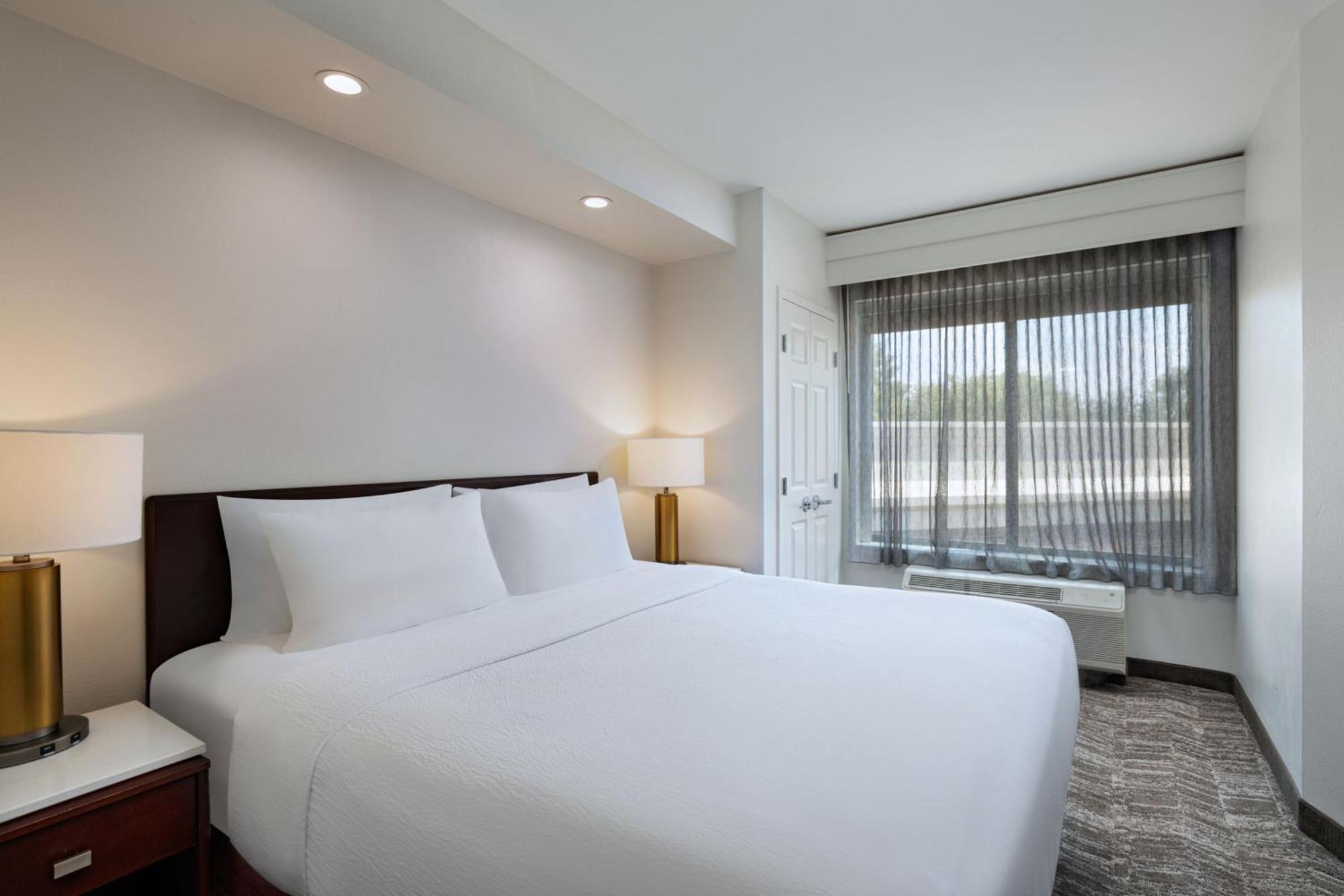 Springhill Suites By Marriott Dallas Dfw Airport East Las Colinas Irving Eksteriør billede