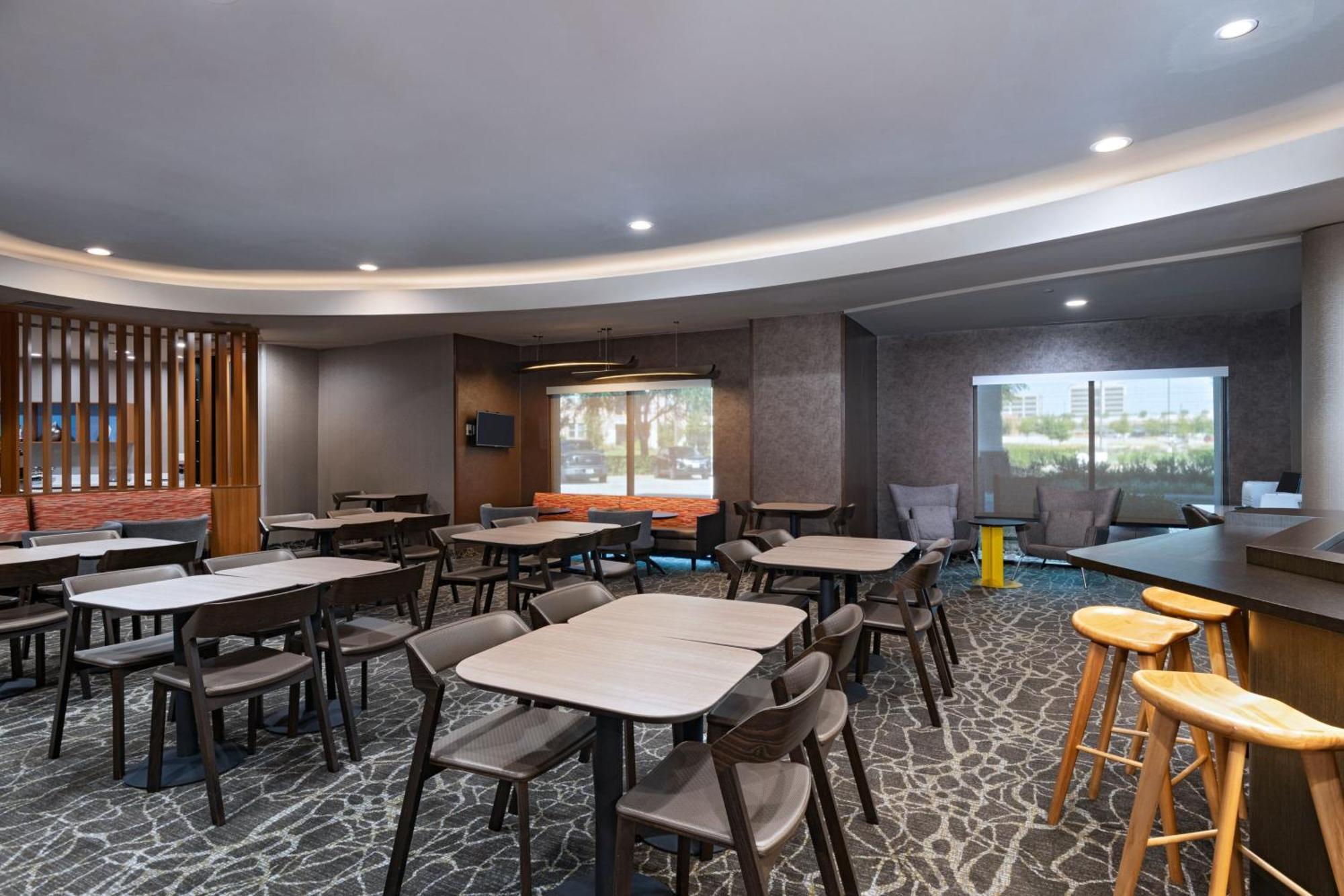 Springhill Suites By Marriott Dallas Dfw Airport East Las Colinas Irving Eksteriør billede